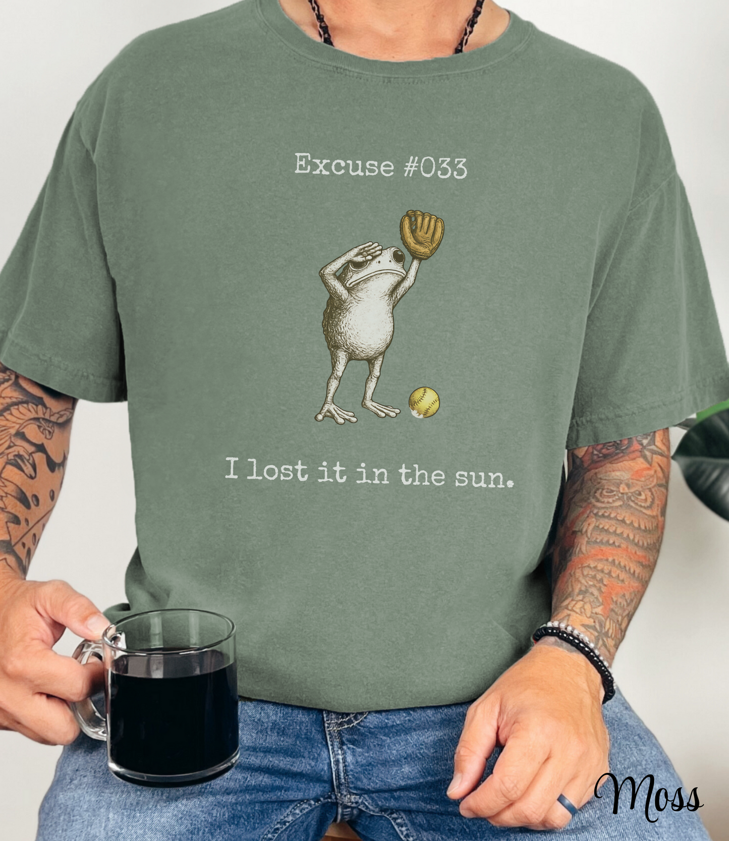 I Lost It In The Sun Softball Shirt, Funny Softball Outfielder Tee, Softball Excuse Shirt, Frog Softball Graphic, Comfort Colors 1717