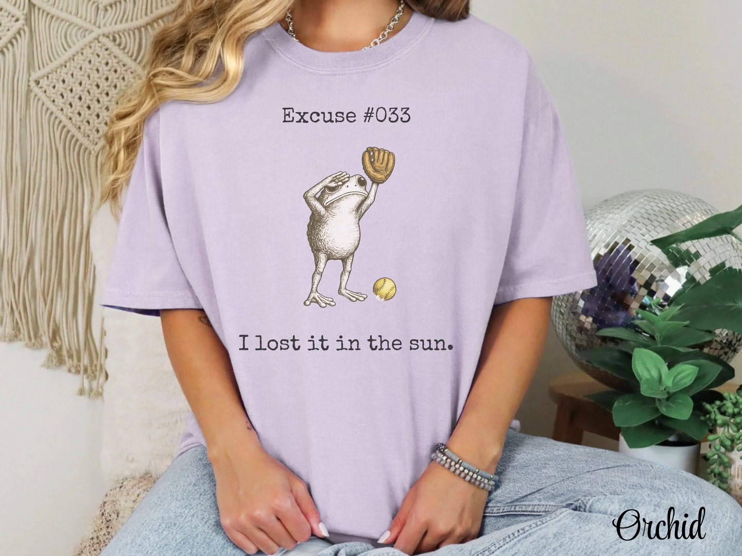 I Lost It In The Sun Softball Shirt, Funny Softball Outfielder Tee, Softball Excuse Shirt, Frog Softball Graphic, Comfort Colors 1717