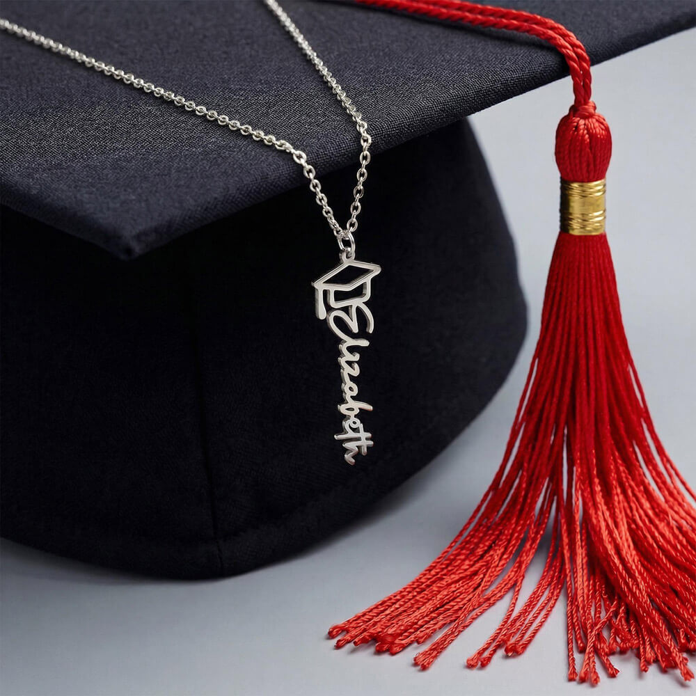 To My Daughter – The Future Is Yours 💖 | Graduation Gift from Mom Personalized Necklace
