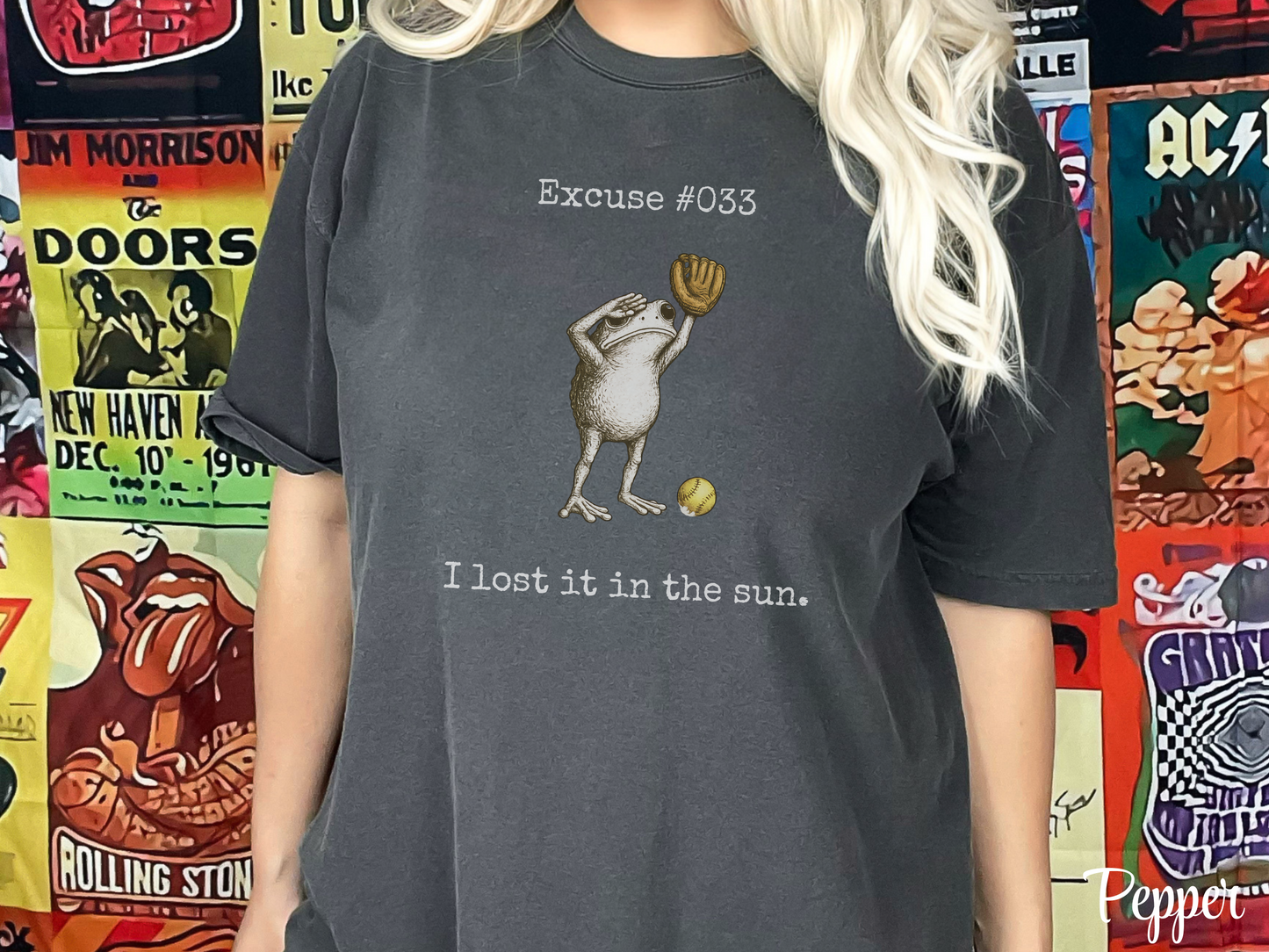 I Lost It In The Sun Softball Shirt, Funny Softball Outfielder Tee, Softball Excuse Shirt, Frog Softball Graphic, Comfort Colors 1717