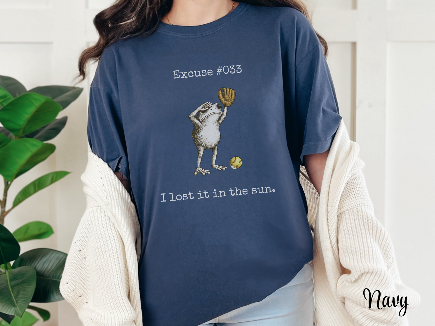 I Lost It In The Sun Softball Shirt, Funny Softball Outfielder Tee, Softball Excuse Shirt, Frog Softball Graphic, Comfort Colors 1717